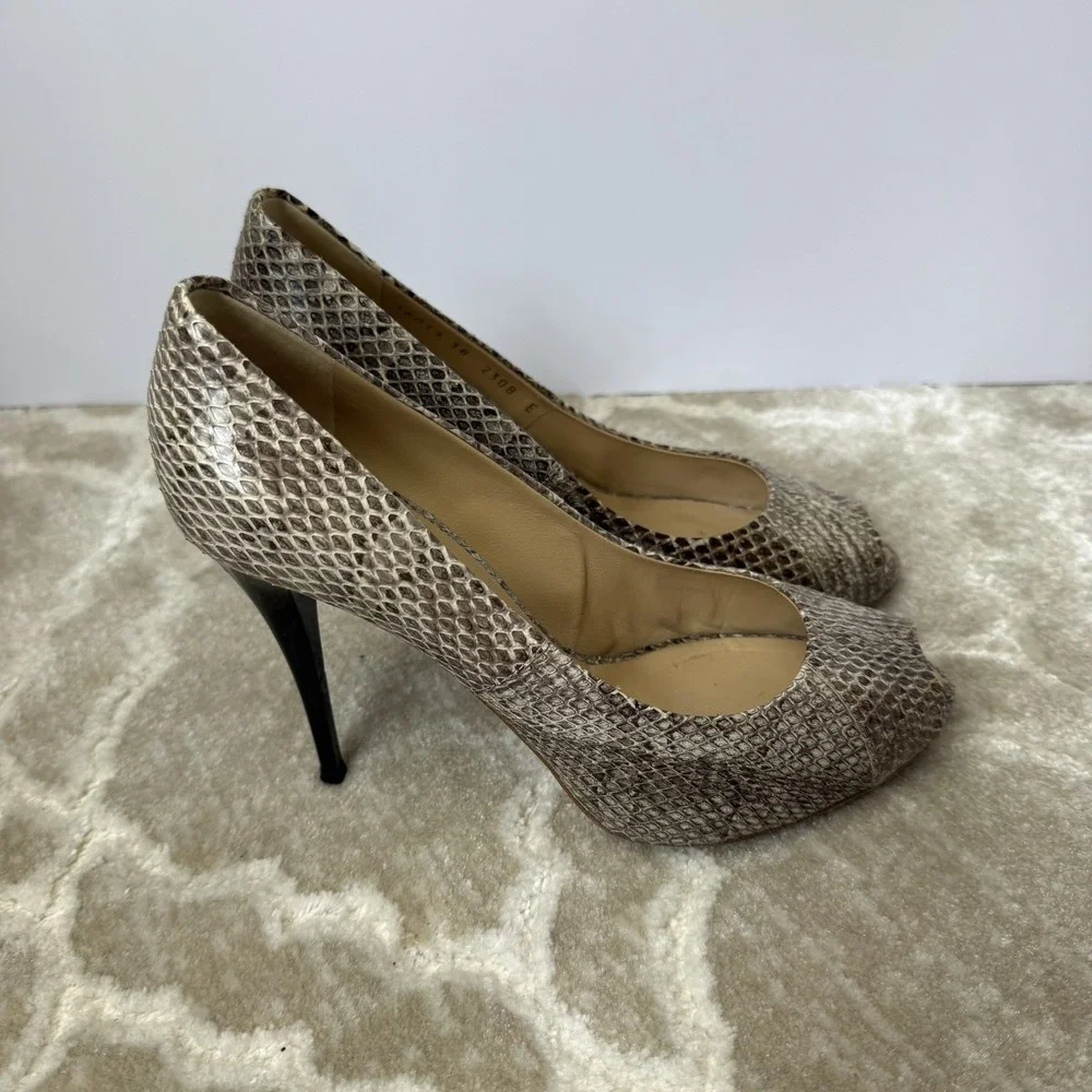 Giuseppe Zanotti Snake Print Embossed Leather Peep Toe Pump Heels EU38 US8‎ Used